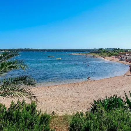 Noveanni By Interhome Tatil Evi Kornić