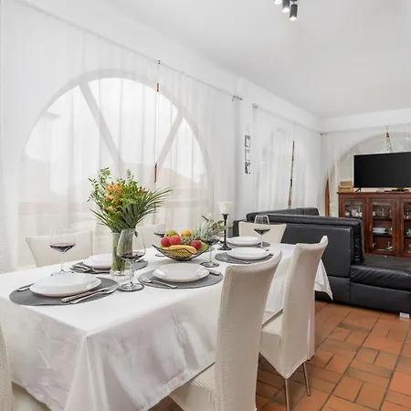 Holiday home Noveanni By Interhome *