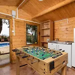 Noveanni By Interhome *